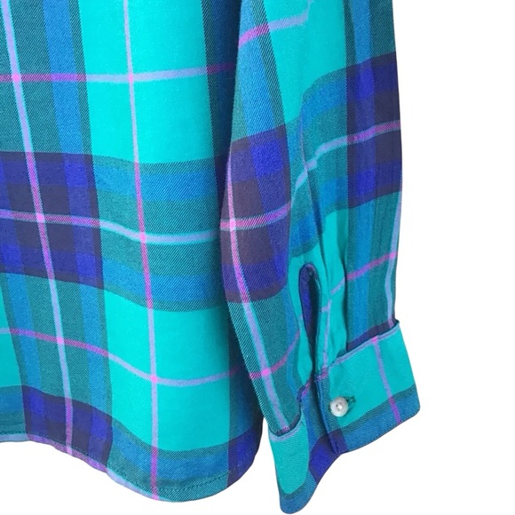 American Eagle Plaid Button Up Long Sleeve - Picture 4 of 5